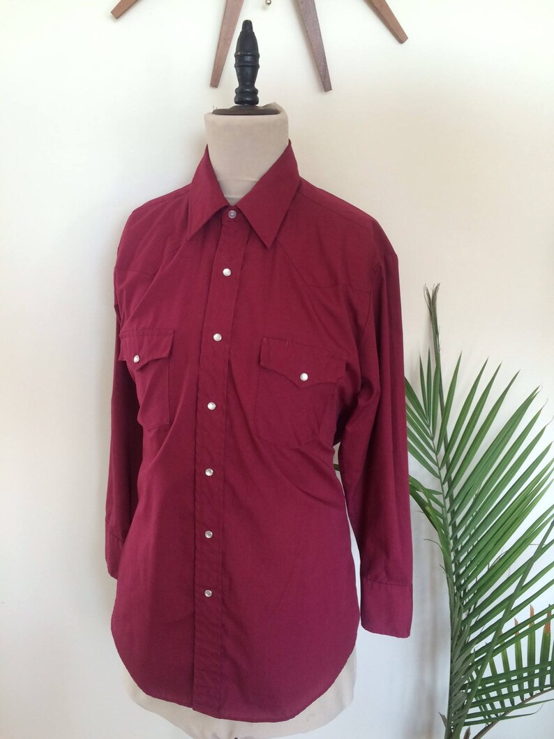 70s Western Shirt Burgundy Red Cotton Pearl Snaps Sheplers 1632