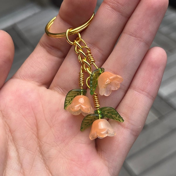 trailing tulip keychain