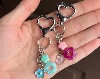 mini flower keychain (NEW COLORS AVAILABLE)