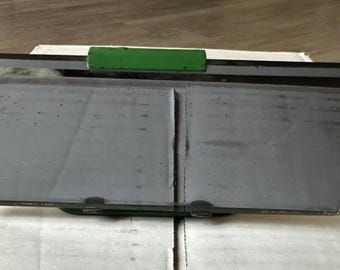 Espejo retrovisor biselado antiguo de los años 1910-1930. Conjunto de rótula y soporte de sujeción.