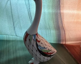 Vintage Gorgeous Porecelain Hollohaza Hungary Fishnet Goose-#825 Fishnet Pattern
