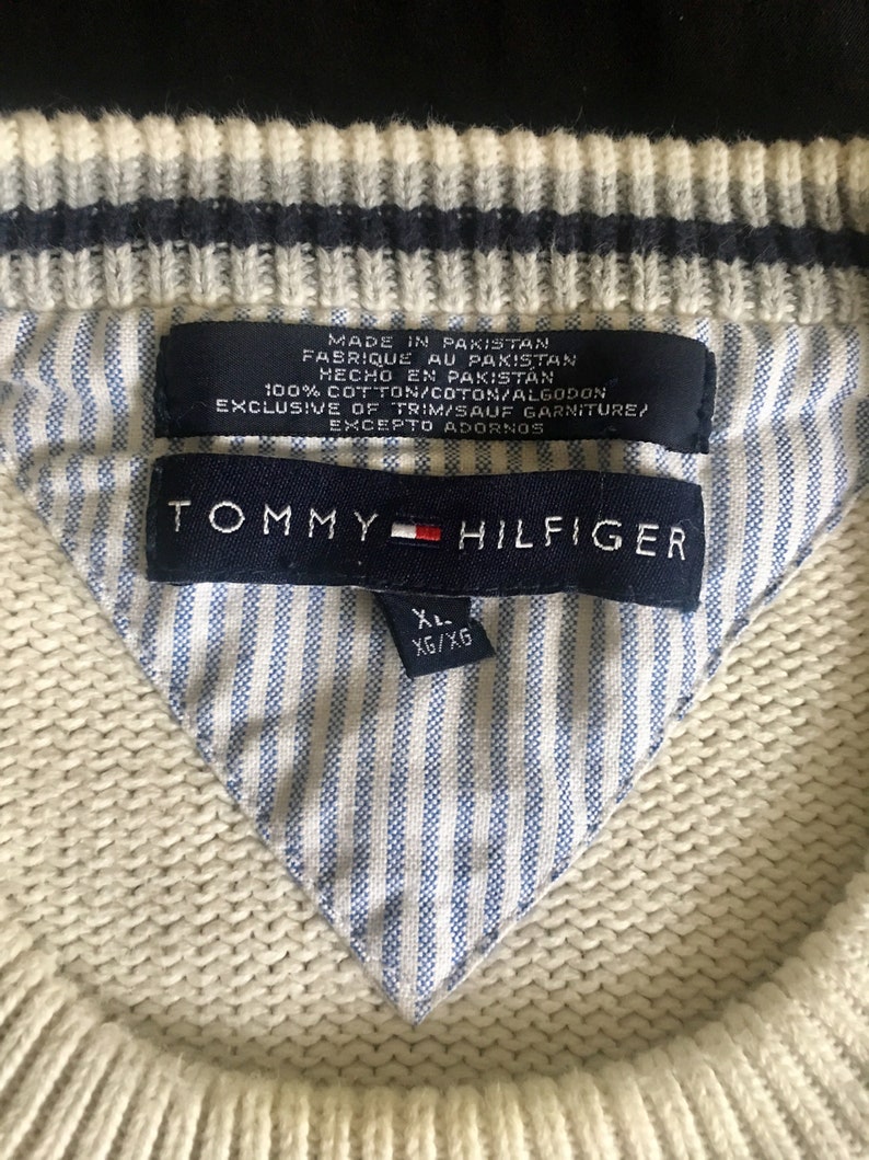 Vintage /'90s Tommy Hilfiger Knit Sweater Size XL!