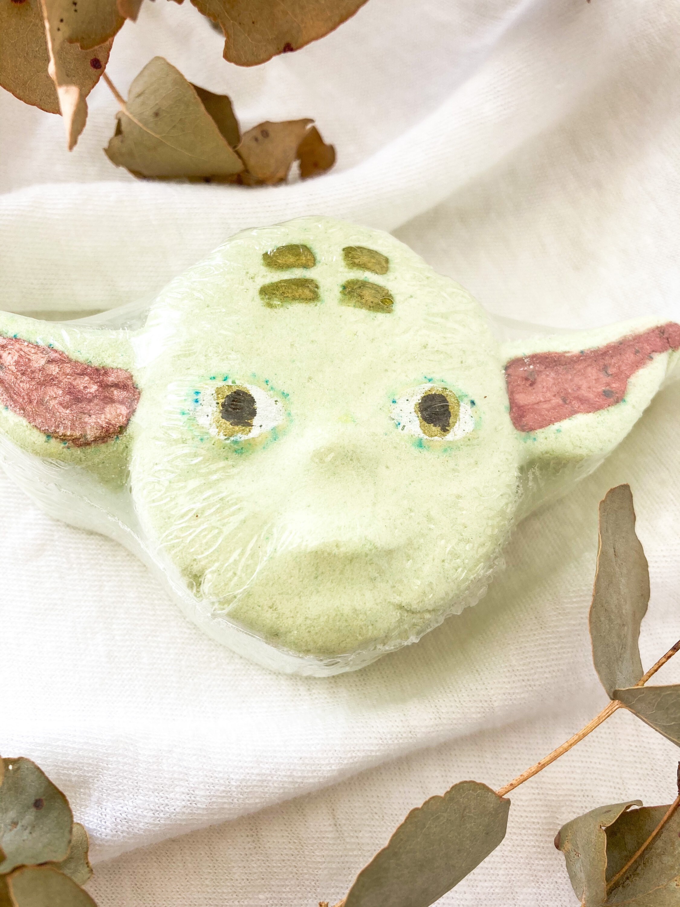Green Baby Yoda The Child Bath Bomb Fun Kids Bath Bomb Bath Etsy