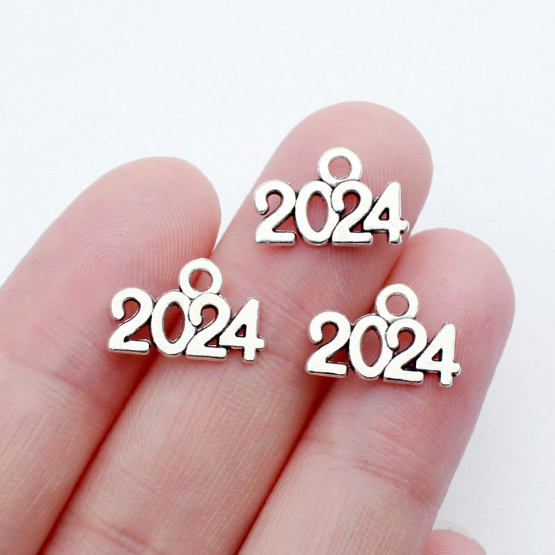 50pcs Year 2022 Charms Antique Silver Year 2023 2024 Charm Etsy