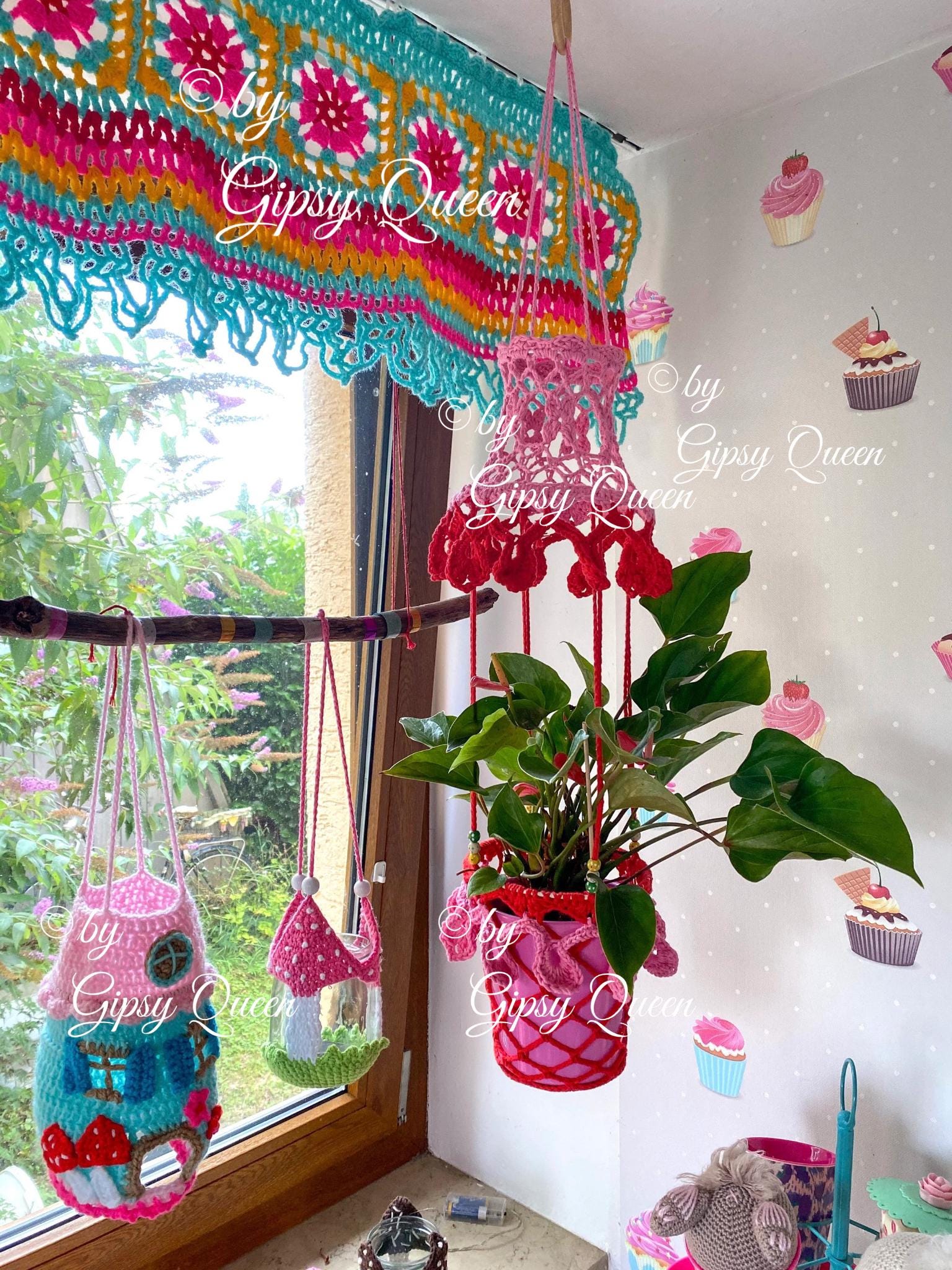 Crochet pattern for Boho hanging basket