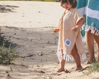Poncho de playa para bebés/niños / Toalla con capucha para niños pequeños / Bata de baño para niños / Cubrebaño de playa de secado rápido (regalo)