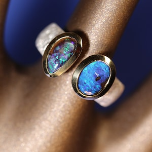 58 gr. silver ring 5 micron gold-plated crown with Australian opal