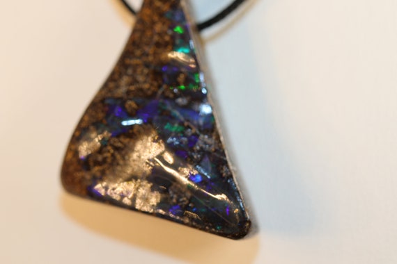 Pendentif Double Cœur En Opale Boulder Australienne Et Opale Éthiopienne - Monture Acier Inoxydable, Neuf Avec étiquettes