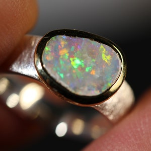 Gr.58 silver ring 5 micron gold-plated crown with Australian opal