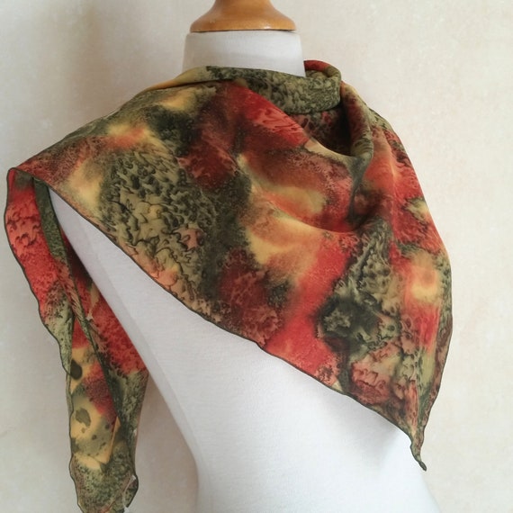 Écharpe Vintage En Soie - Imprimé Floral, Ourlet Roulé, Tons Terre, Occasion