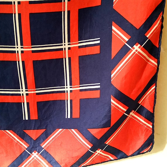 1950s VINTAGE FRENCH TARTAN Silk Scarf in red whi… - image 7