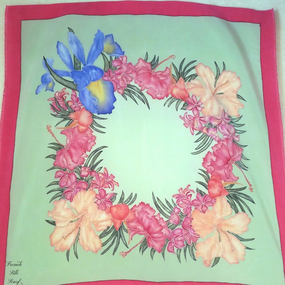 Island paradise Hawaii top with pink Hibiscus and real coconut buttons. Vintage blue hawaiian shirt