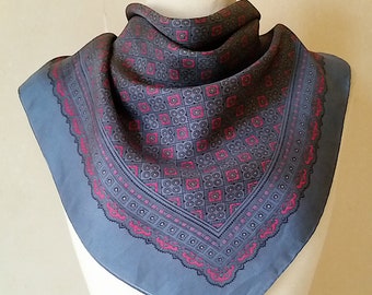 1960s Traditional French Silk Scarf of classic design. Vintage unisex style suit cravat or neck wrap in slate blue and hot pink.