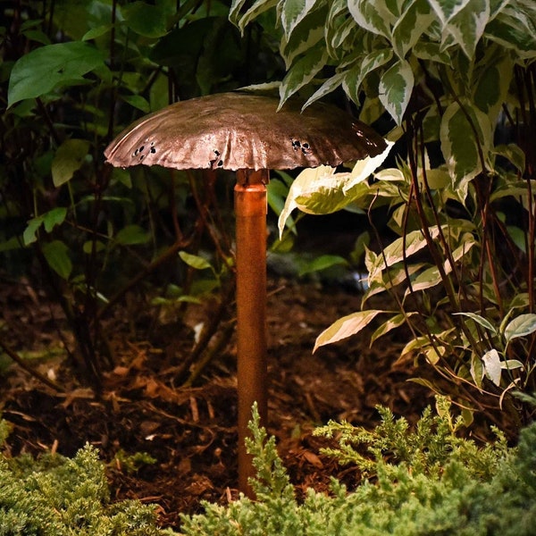 Copper LED Landscape Lights with One Large Mushroom Cap