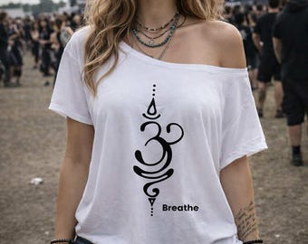 Atmen Sie Symbol aus der Schulter Baumwolle T-Shirt