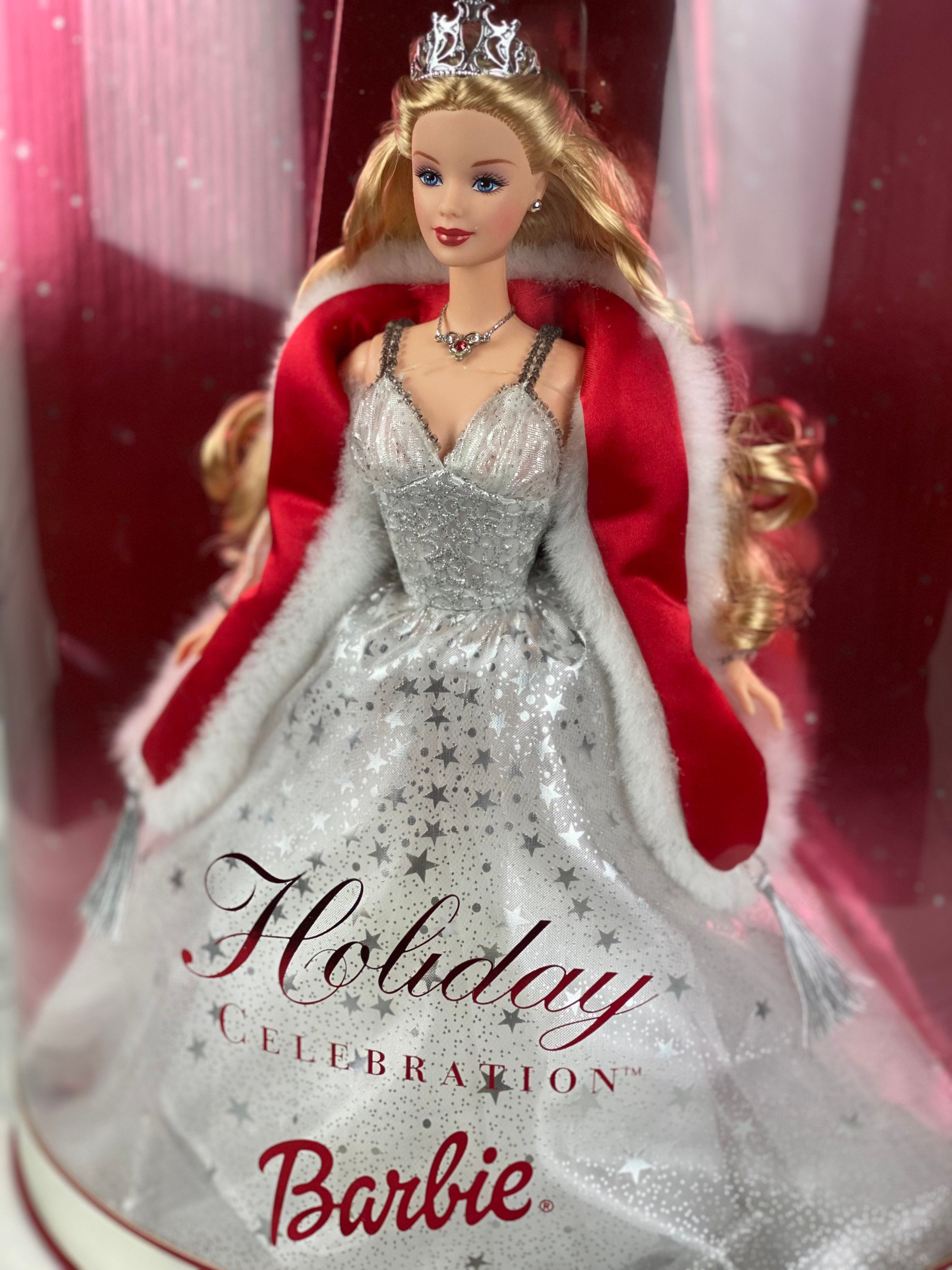 onderpand Nodig hebben Onderdrukken Barbie 2001 Holiday Celebration Never Been Removed From the - Etsy Israel