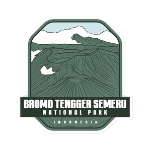 Może przedstawiać: Zielono-biała naklejka z ilustracją pasma górskiego i tekstem "Bromo Tengger Semeru National Park Indonesia".