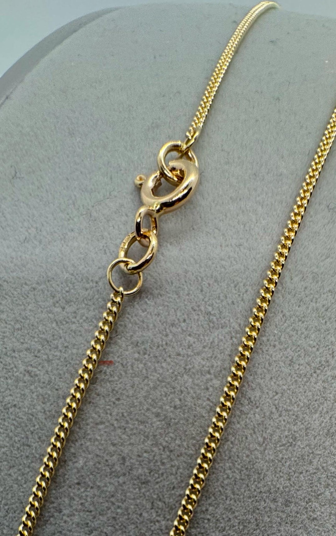 9ct Yellow Gold 1.2mm Curb Rounded Link Chain Various Lengths 16