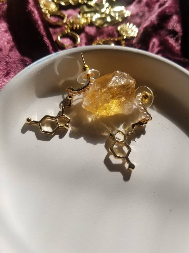 for Happiness and Energy SEROTONIN BUNDLE ~ Serotonin Candle \u00d7 Earrings