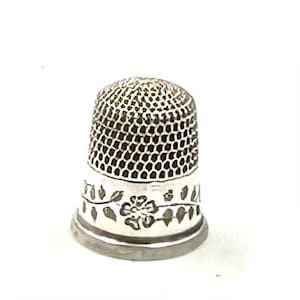Antique SEWING THIMBLE Sterling Silver Floral Wild Rose Border Hallmarked Simmons Sz 6
