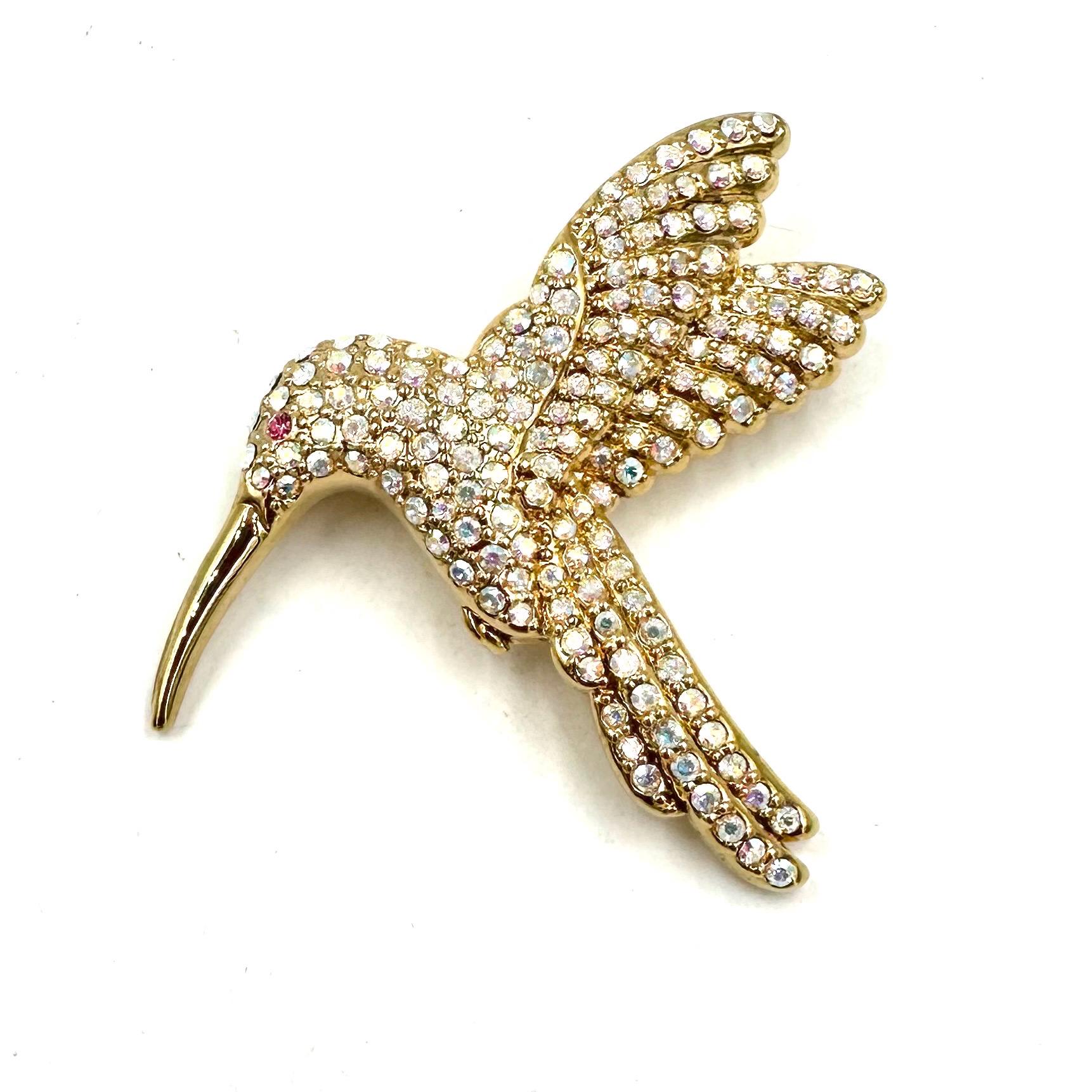 Broche (pin's) Oiseau Vintage TRIFARI - Ton Argent, émail Bleu Et Rouge, Strass