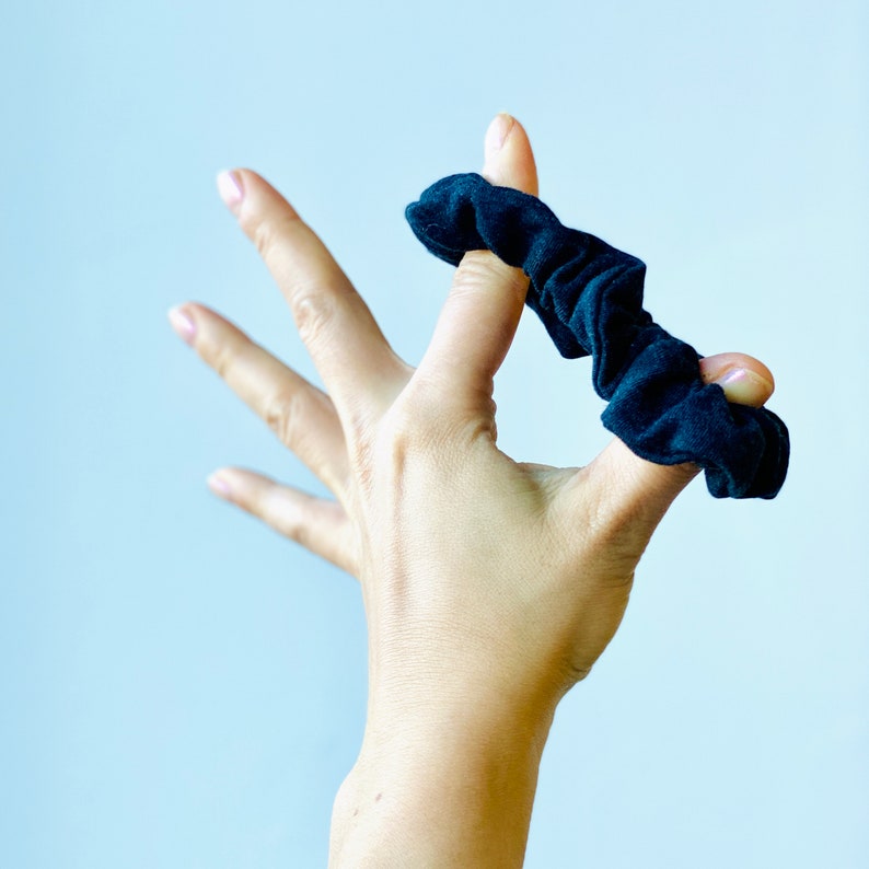 Scrunchies made with organic cotton scraps in Canada image 8