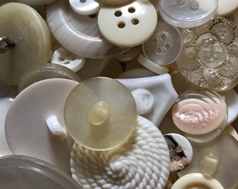 Vintage Buttons 50g.