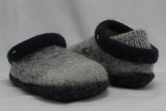 wide foot slippers
