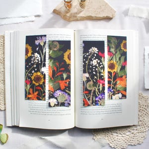 Pressed Flower Bookmarks | Pack of 4 | Gift for Book and Plant Lover | Cute Botanical Bookmarks