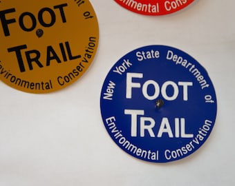 NYS Foot Trail Sticker (1)  (Adirondack / Catskill Trail Markers)