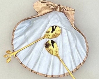 Scallop Shell Spoon Rest: Coastal Kitchen Decor with Gold Trim