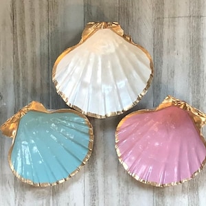 Hand Painted Scallop Shell Ring Dish: Gold Trim, Pastel Decor