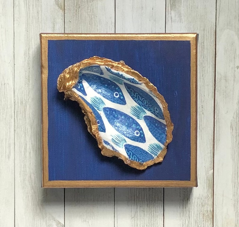 Hand Painted Oyster Shell Canvas 6x6, Navy Blue Coastal Wall Art with Gold Trim, Beach House Nautical Artwork, Coastal Beach Decor image 9