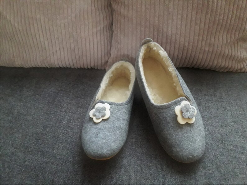 Ladies Women Grey Felted Flower Detail Slippers Wide Handmade Real Wool Felt Warm Shoes Ballerinas Mothers Day Gift UK Seller image 5