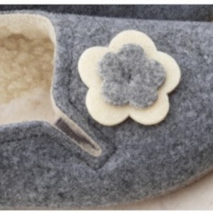 Ladies Women Grey Felted Flower Detail Slippers Wide Handmade Real Wool Felt Warm Shoes Ballerinas Mothers Day Gift UK Seller zdjęcie 4