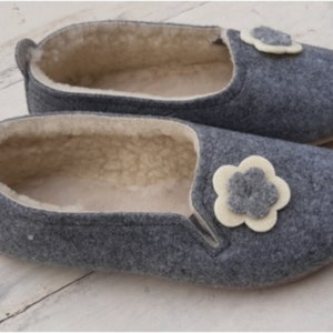Ladies Women Grey Felted Flower Detail Slippers Wide Handmade Real Wool Felt Warm Shoes Ballerinas Mothers Day Gift UK Seller image 1