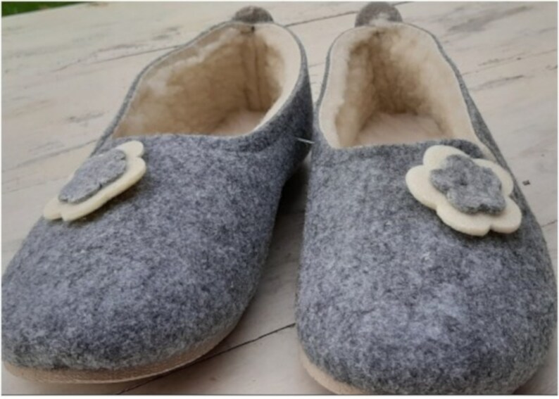 Ladies Women Grey Felted Flower Detail Slippers Wide Handmade Real Wool Felt Warm Shoes Ballerinas Mothers Day Gift UK Seller zdjęcie 2