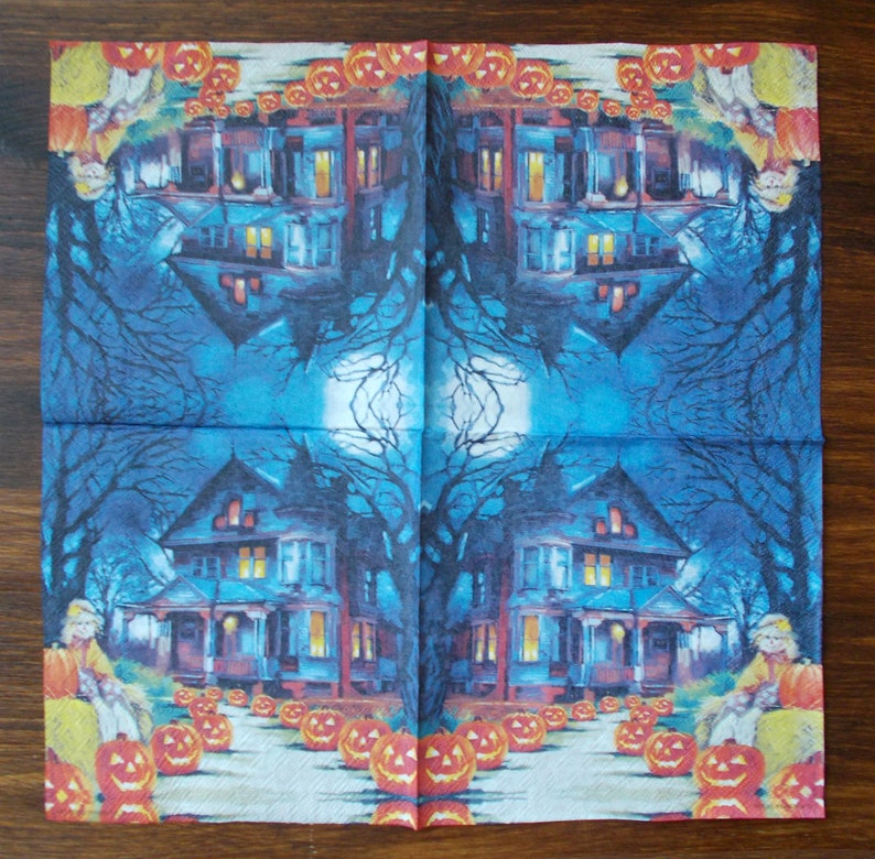 Set 4 Halloween paper napkins size 33cm x 33cm for Decoupage Design Scrapbooking Decor Creating collages