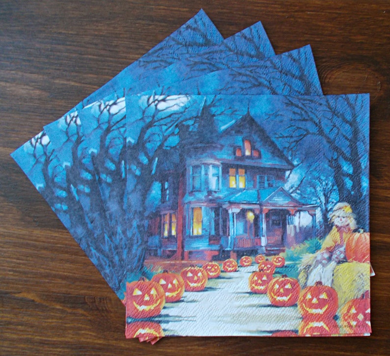 Set 4 Halloween paper napkins size 33cm x 33cm for Decoupage Design Scrapbooking Decor Creating collages
