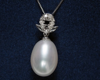 18K Solid White Gold Fresh Water Pearl Drop Pendant with Natural Diamond, Elegant and Cute Clione Motif, White Pearl Pendant