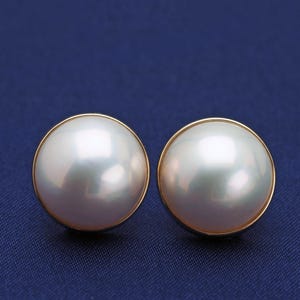 18K Solid Gold Japanese Mabe Pearl Stud Earrings 13.5-14.5mm, Simple Statement Earrings, Pearl Studs