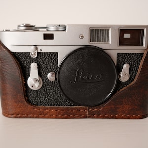 Mezza custodia in pelle per fotocamera Leica M2 Telemetro