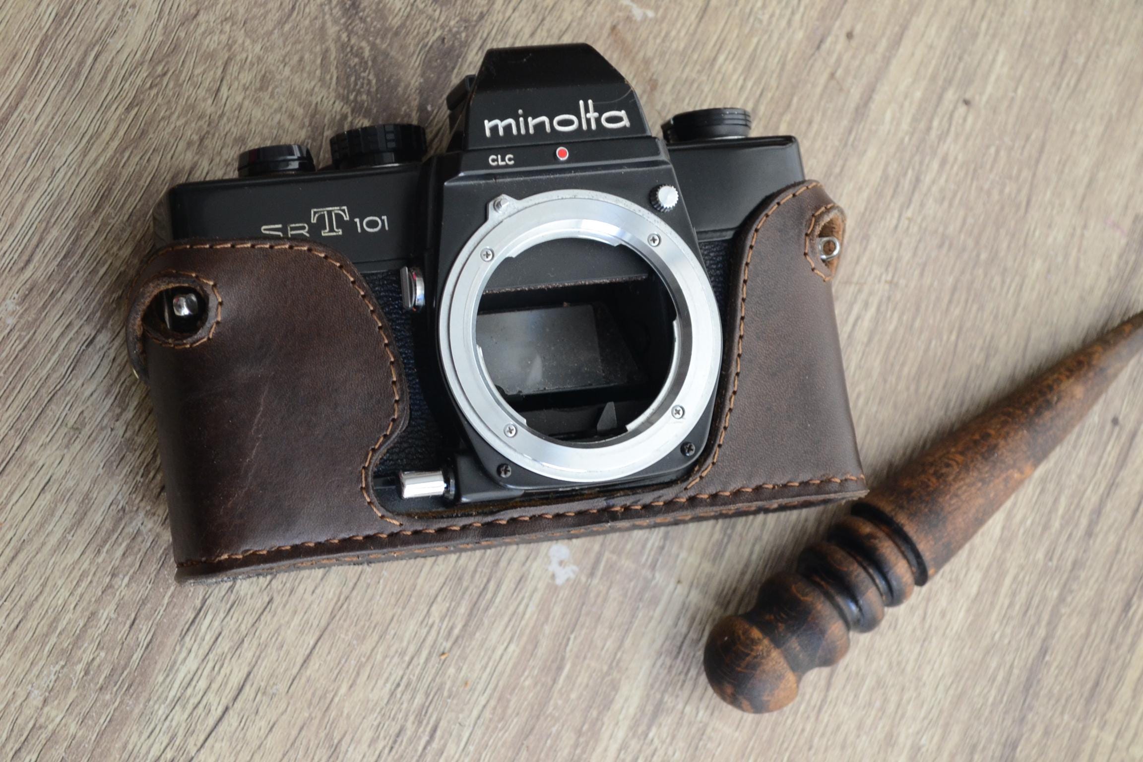 【美品】ミノルタ SRT101 完動品 純正ケース ストラップ付き Minolta srt101 case - Etsy 日本