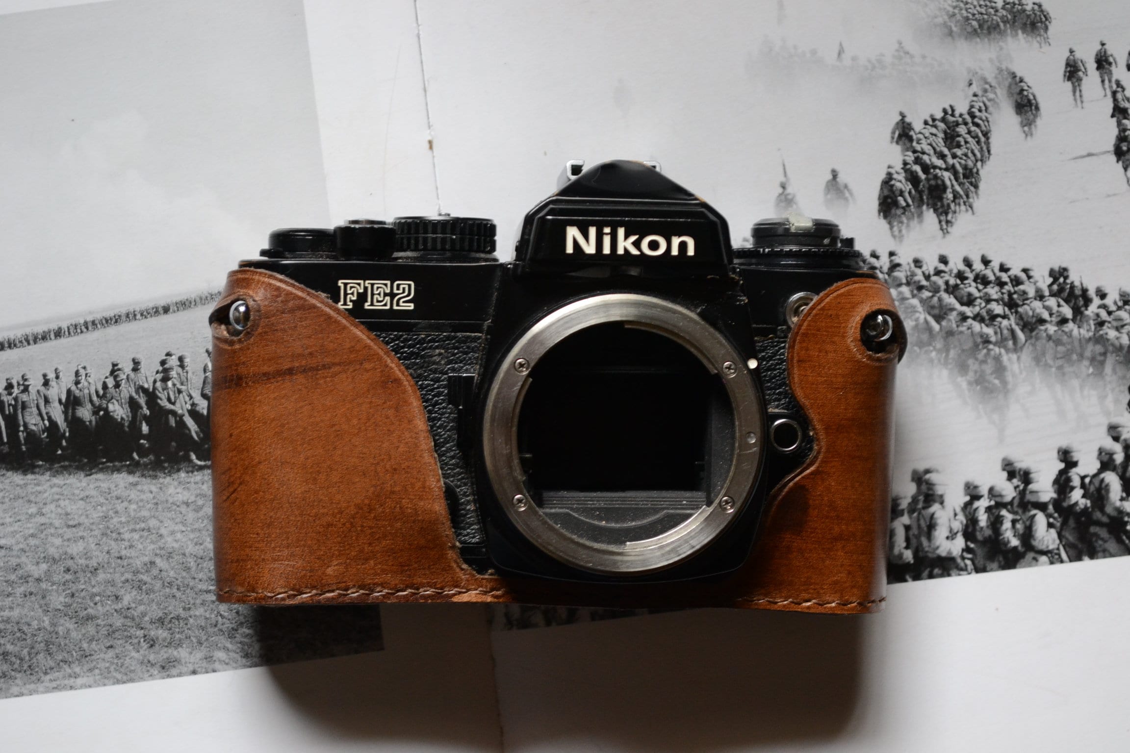 ☆完全動作☆美品！ Nikon F2 50mm F2 レザーケース＃342 ☆完全動作☆美品！ Nikon F2 50mm F2 レザーケース＃342 Amazon | TP