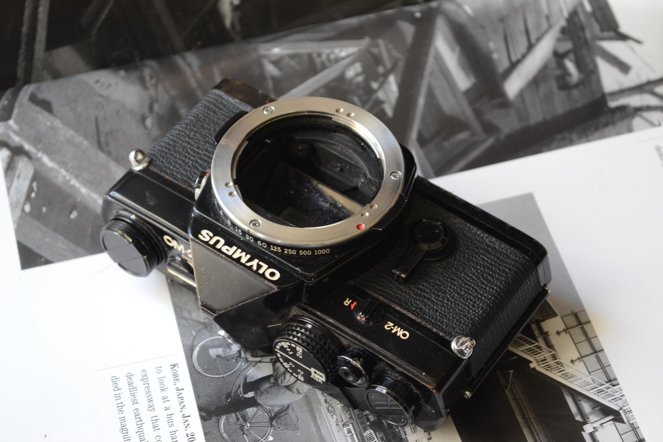 OLYMPUS OM-2 、Canon AV-1、Olympusケース付き Olympus OM System Recordata Back 2 Data For OM-1 OM-2 1n 2n 2s SLR