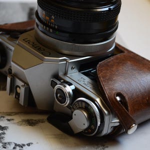 【美品・革ケース付】キヤノン Canon AE-1 Program ボディ Canon ae 1 case - Etsy 日本