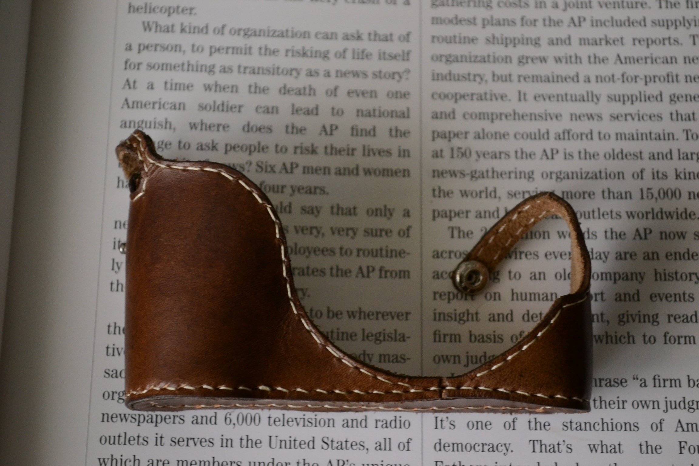 Panasonic Lumix Custodia Per Fotocamera GX85/GX80 MegaGear - Mezza Copertura In Pella Con Tracolla | Nero Protezione Fotocamera - Foto 8