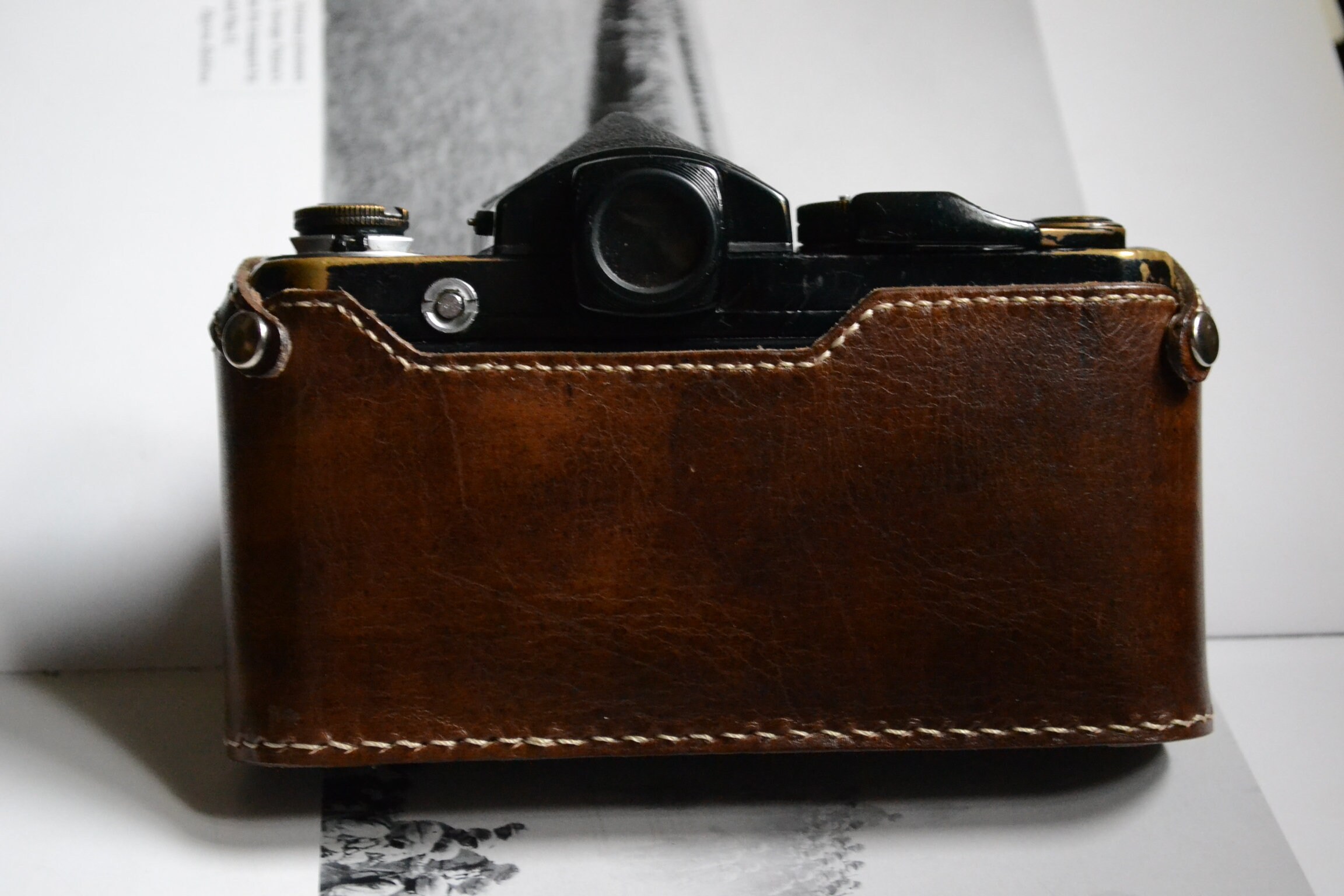 Handgemaakte Echt Lederen Half Camera Case Bag Cover Handgemaakte Echt Lederen Half Camera Case Bag Cover