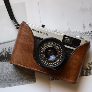 Mezza custodia in pelle per Olympus Trip 35