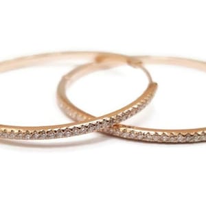 Kolczyki typu huggie hoop z 14-karatowego złota z diamentami, rozmiar bardzo duży, średnica zewnętrzna 40 mm x wewnętrzna 36 mm (przekłucia chrząstki, helisy, tragusu)